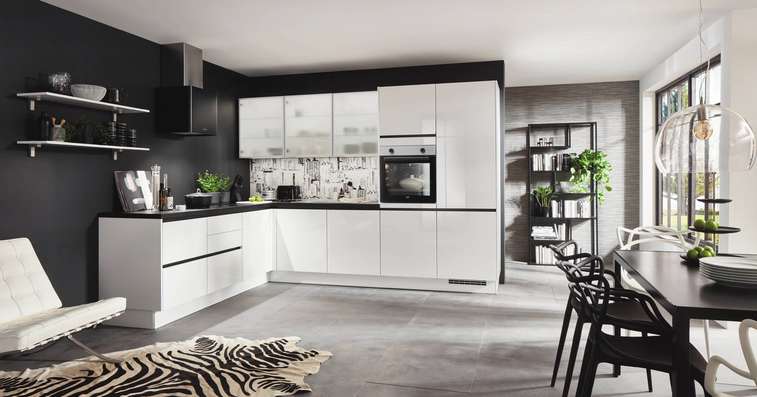 Espirit kitchen with sophisticated finish